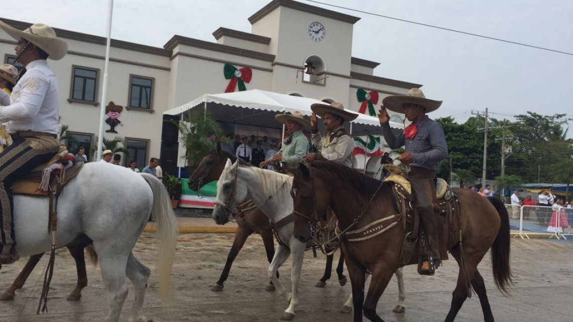 Transcurre sin novedad el desfile cívico militar en Altamira.