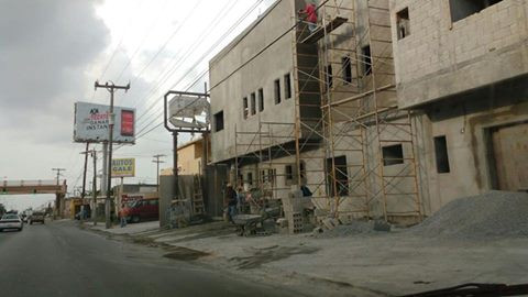 Construyen guardería en zona de alto riesgo