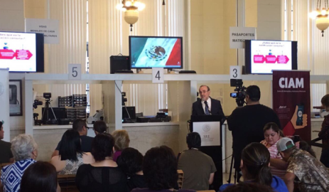 Estrecha México relaciones con la comunidad mexicana de EU