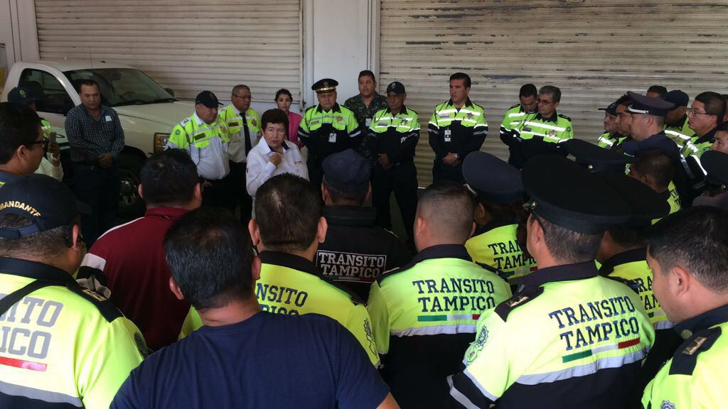 Truenan tránsitos de Tampico contra su director