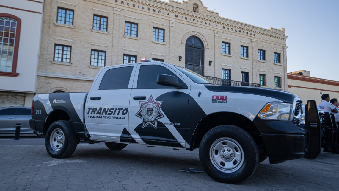 Entregan 14 patrullas de tránsito a la Secretaria de Seguridad y Vialidad