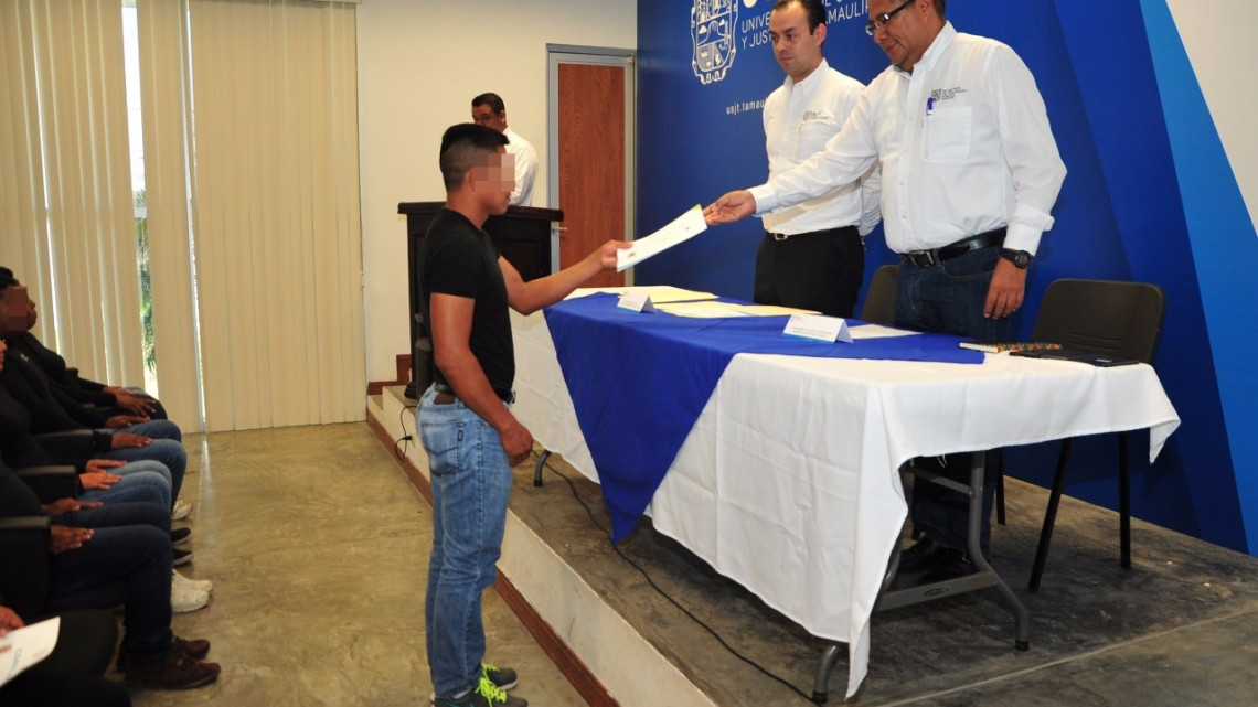 Se gradúan 34 elementos de la SSP