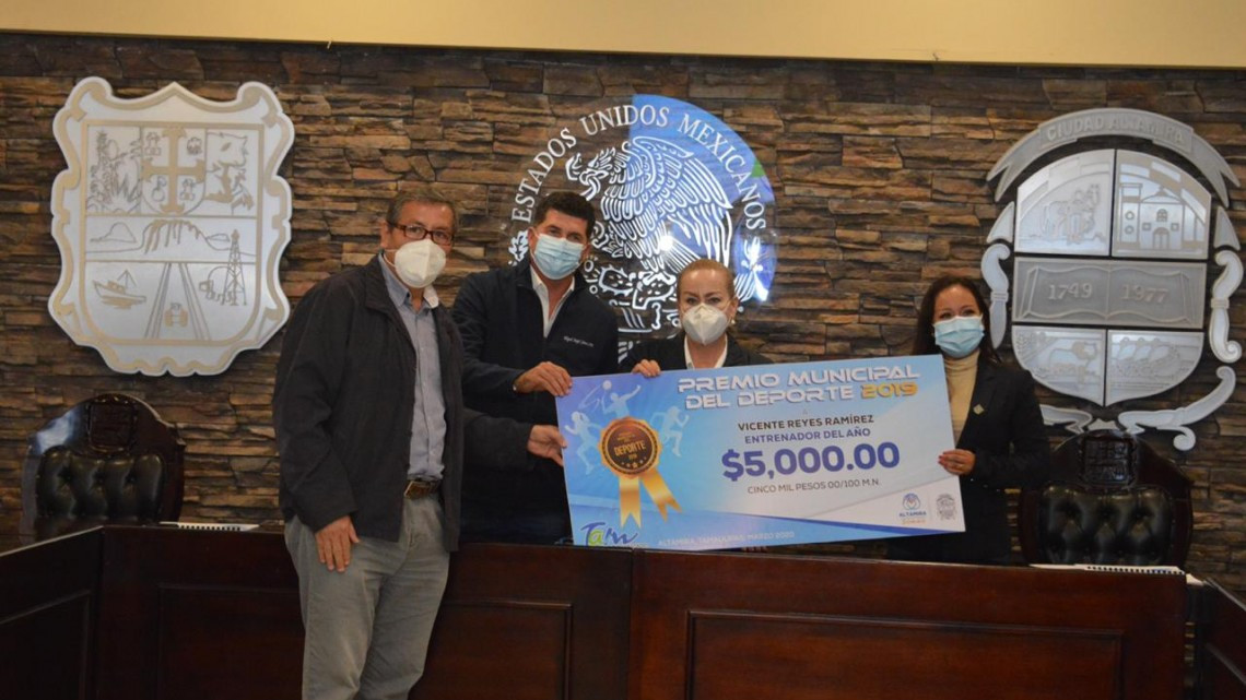 Entrega Alma Laura Amparán Premio Municipal del Deporte 2019