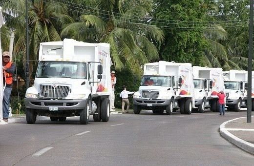 Asegura director de servicios públicos que deja parque vehicular en buen estado