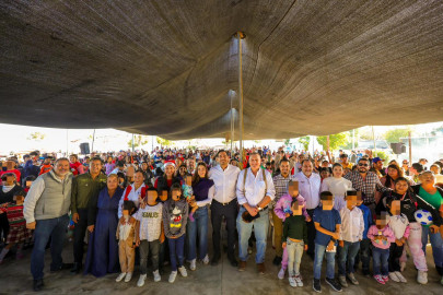 Festejó Alcalde Carlos Peña Ortiz a más de Mil familias en Posada Navideña DIF 2025 