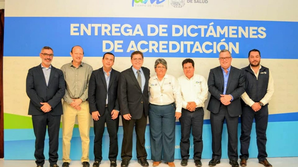 Entregan dictámenes de acreditación a Salud