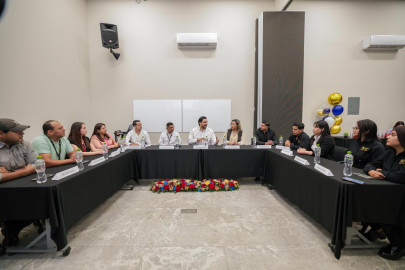 Reconoció Carlos Peña Ortiz a la empresa 4Front al obtener por séptima ocasión el Distintivo H