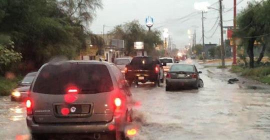 PC atiende junto con otras autoridades, las inundaciones por la lluvia