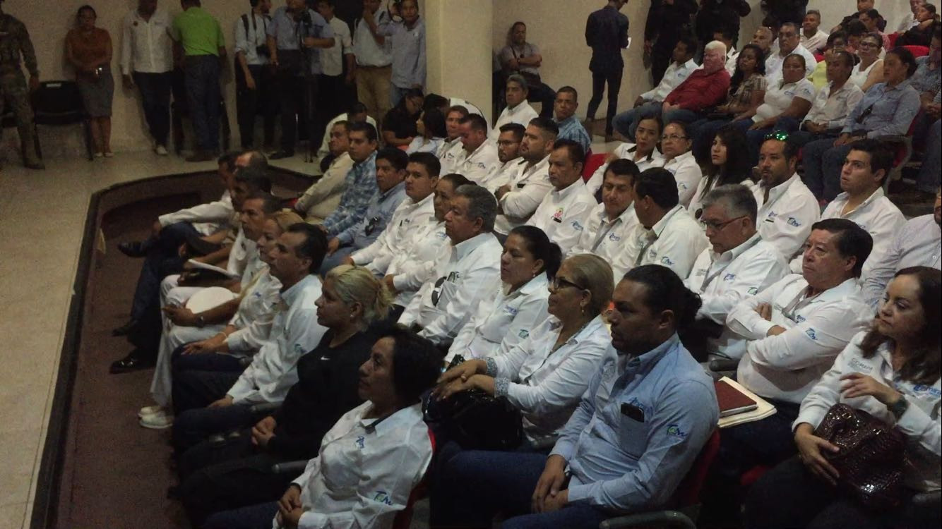 Capacitan en acciones preventivas ante el inicio de la temporada de huracanes