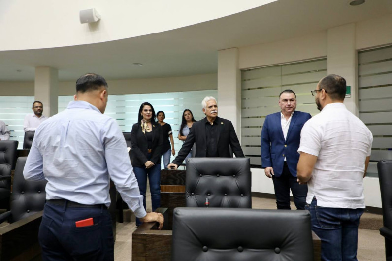 Realizan credencialización de integrantes de la Legislatura 66 en Tamaulipas