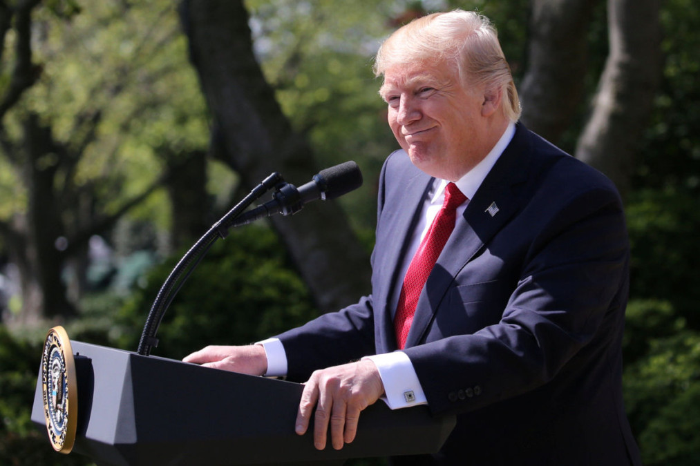 Bombardeo a base aérea siria fue un éxito: Casa Blanca