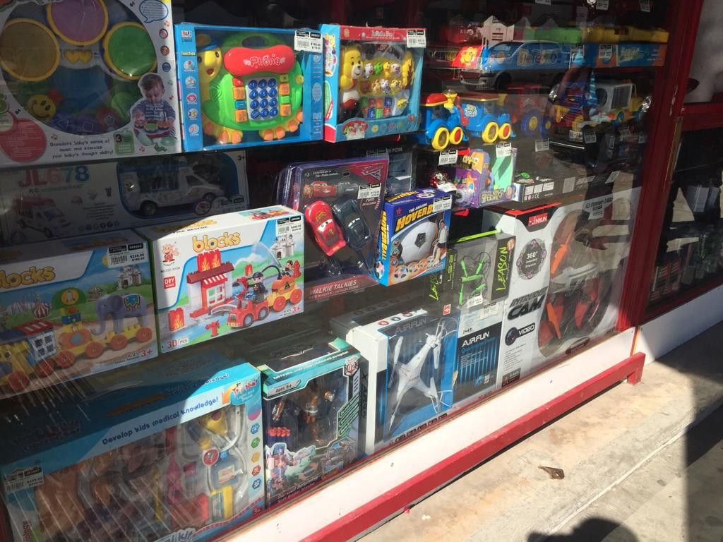 Aparatos electrónicos comienzan a desplazar a los juguetes tradicionales