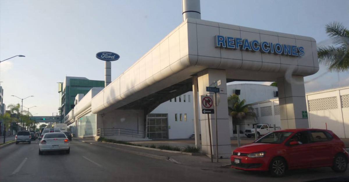 Ford cierra agencia de autos Automotriz Tampico