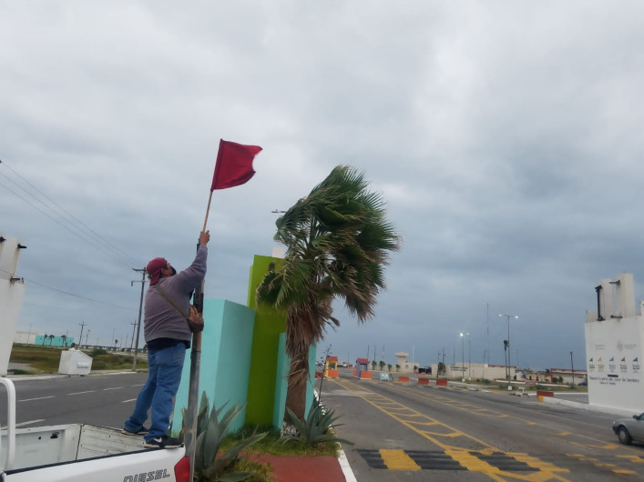 Aplican bandera roja en Playa Bagdad