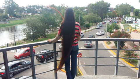 El pelo más largo del mundo está en Argentina