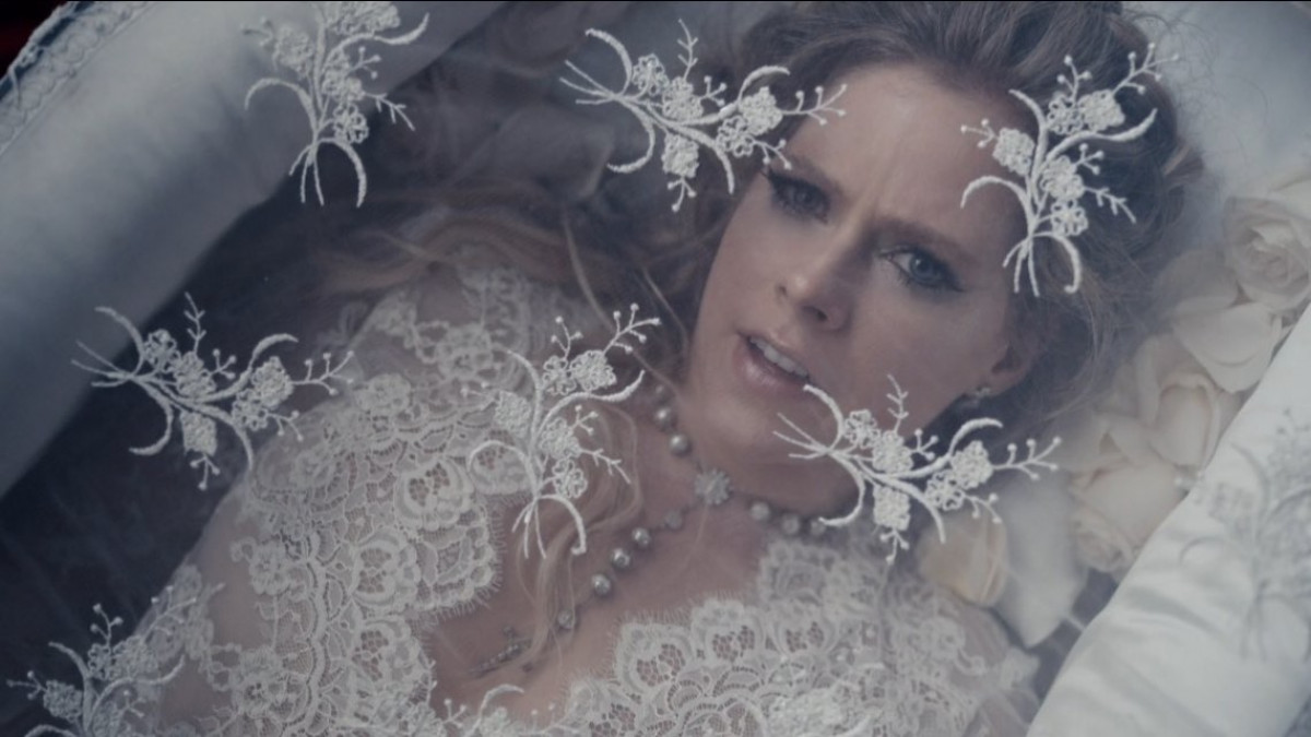 Lanza Avril Lavigne el video de 'I Fell in Love with the Devil'