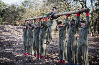 “Chucky” Lozano entrena con ejercito Holandés