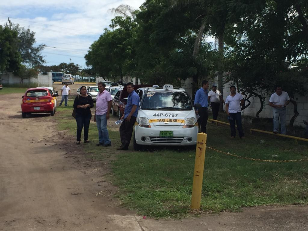 Prestadores del servicio de transporte público buscan regularizar la prestación que realizan