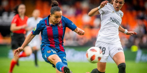 Nombran gol de Charlyn Corral mejor de la Liga española