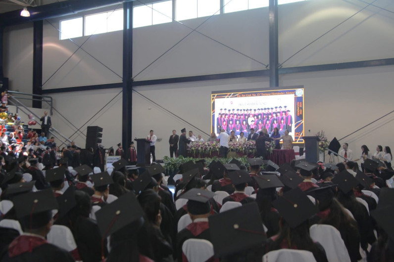 Cierran ciclo escolar con ceremonias y actividades pedagógicas