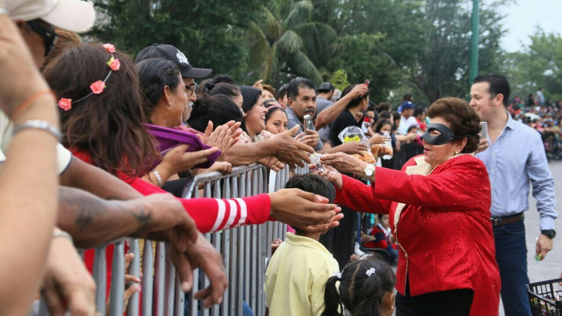 Rotundo éxito el primer desfile del Carnaval Tampico 2018