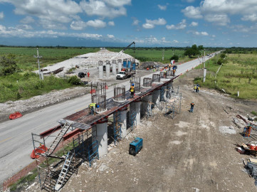 Genera gobierno de Américo 117 mil empleos directos con inversión en obra pública