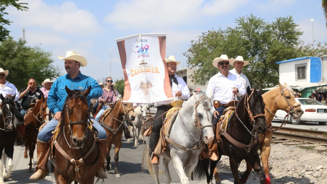 Recorren con Maki 170 jinetes la ruta de la Fundación de Reynosa