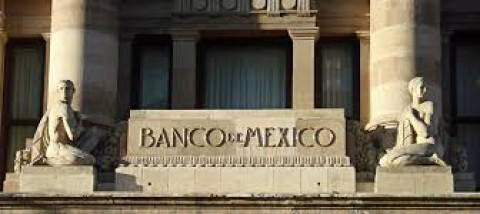 Coberturas cambiarias tranquilizan mercados y son proactivas: Banco de México