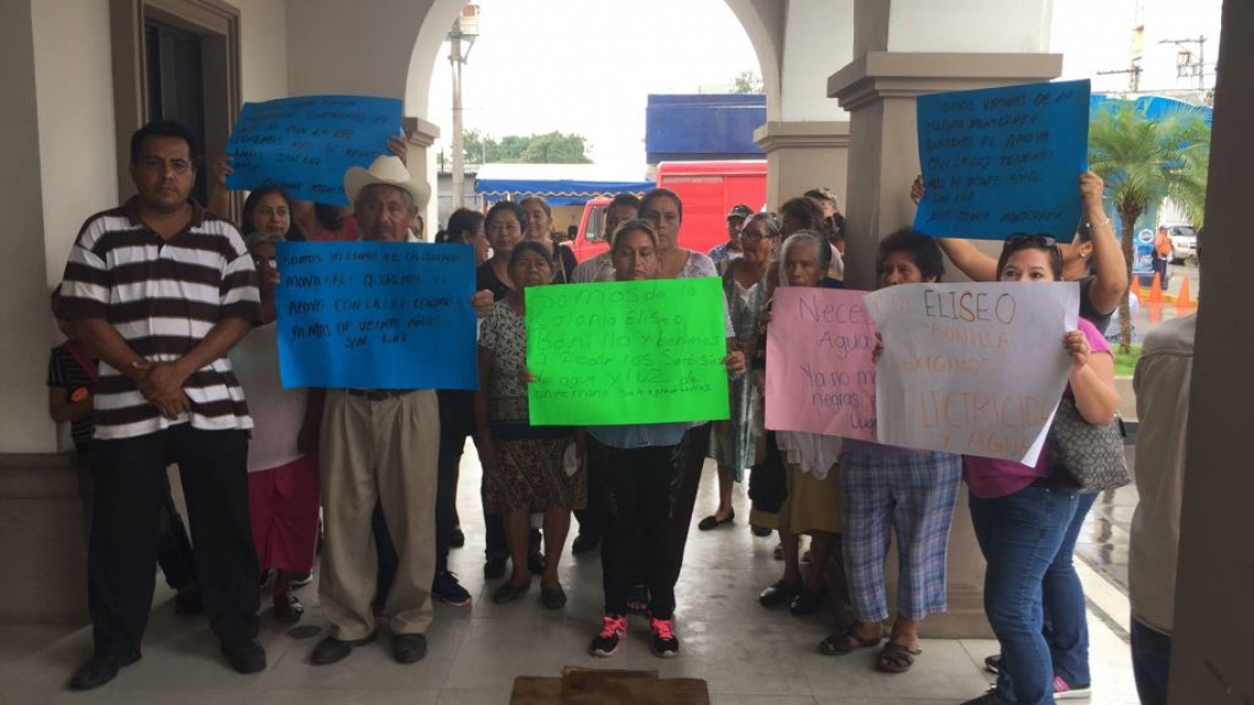 Colonos piden introducir servicios básicos en sus sectores