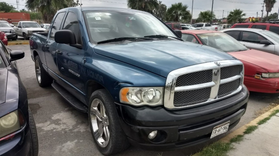 Detienen a hombre por robo de vehículo 