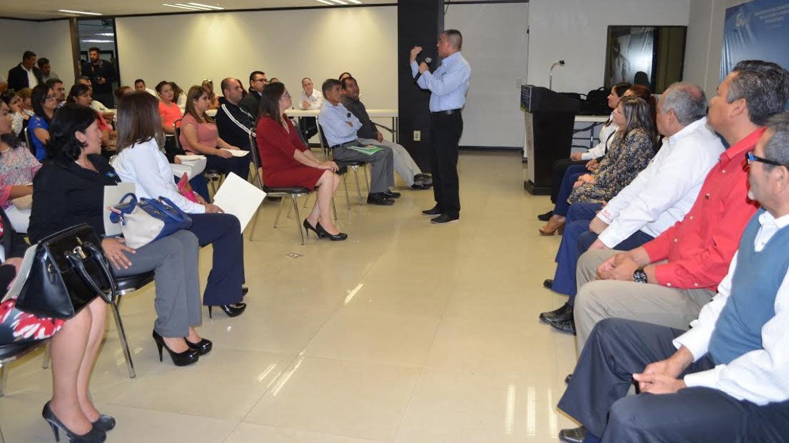 Entrega SET nombramiento a docentes en educación básica