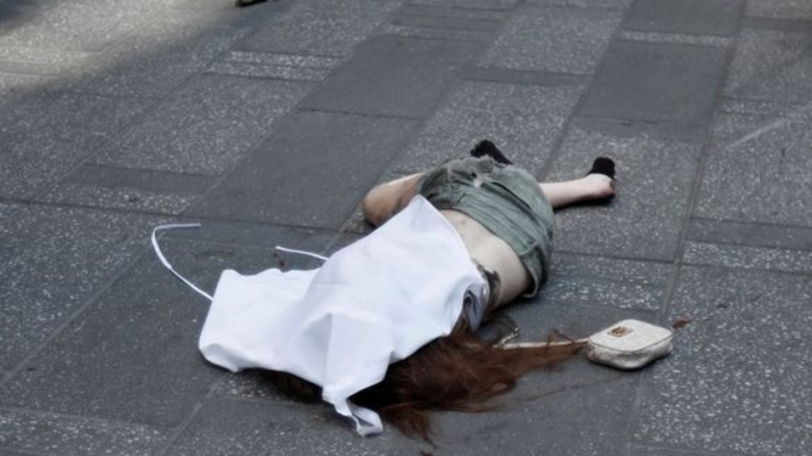 Auto arrolla a 22 personas y mata a una en Times Square