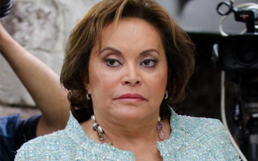 Elba Esther Gordillo celebra en el hospital sus 72 años