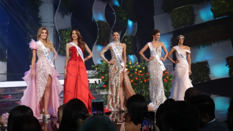 Thalia Olvino es coronada como Miss Venezuela