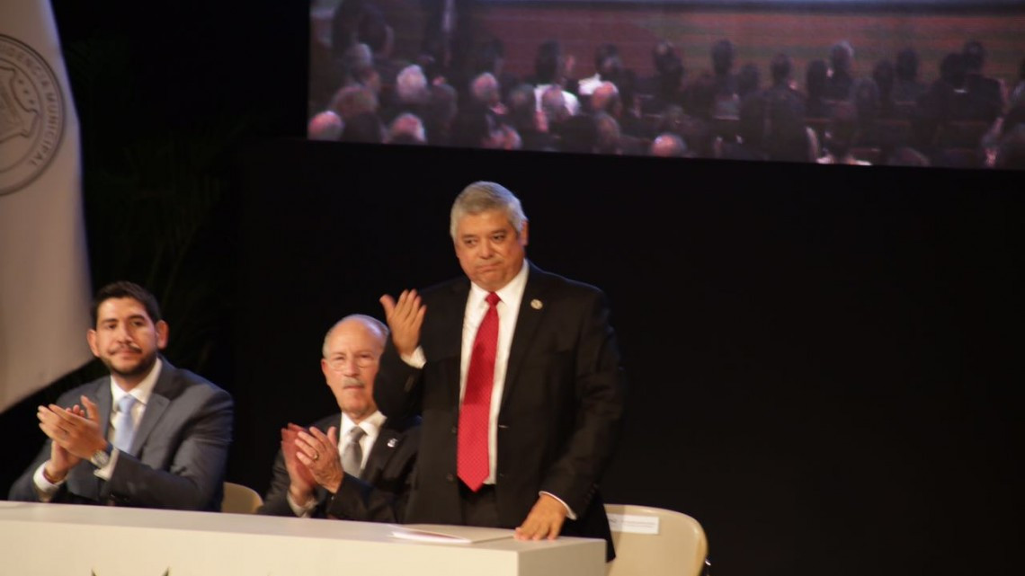 Chuchín rinde su primer informe de gobierno 