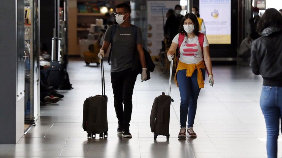 EU eleva a Nivel 4 su alerta de viaje, recomiendan no viajar al extranjero