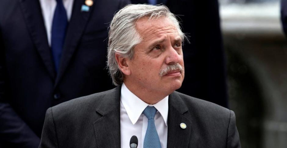 Presidente de Argentina da positivo al Covid-19 a pesar de haber sido vacunado