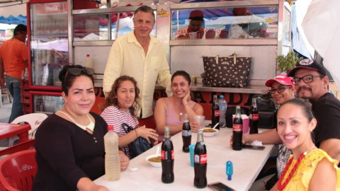 Alcalde presente el avance de obras y entrega de estanquillos especiales