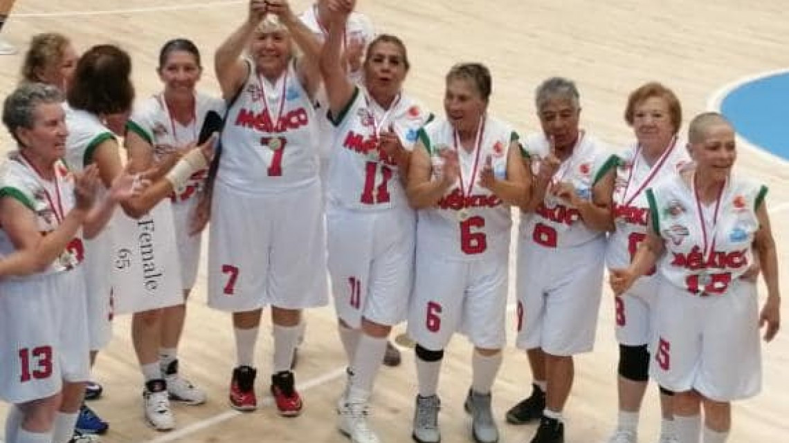 Abuelitas mexicanas ganan Mundial de básquetbol en Finlandia