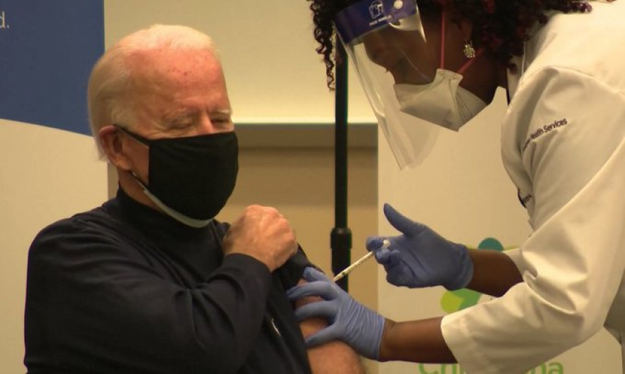 Joe Biden recibe vacuna contra el Covid-19