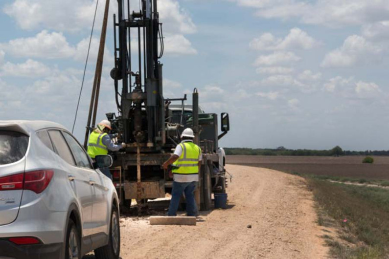 Primer tramo del muro ya está listo 