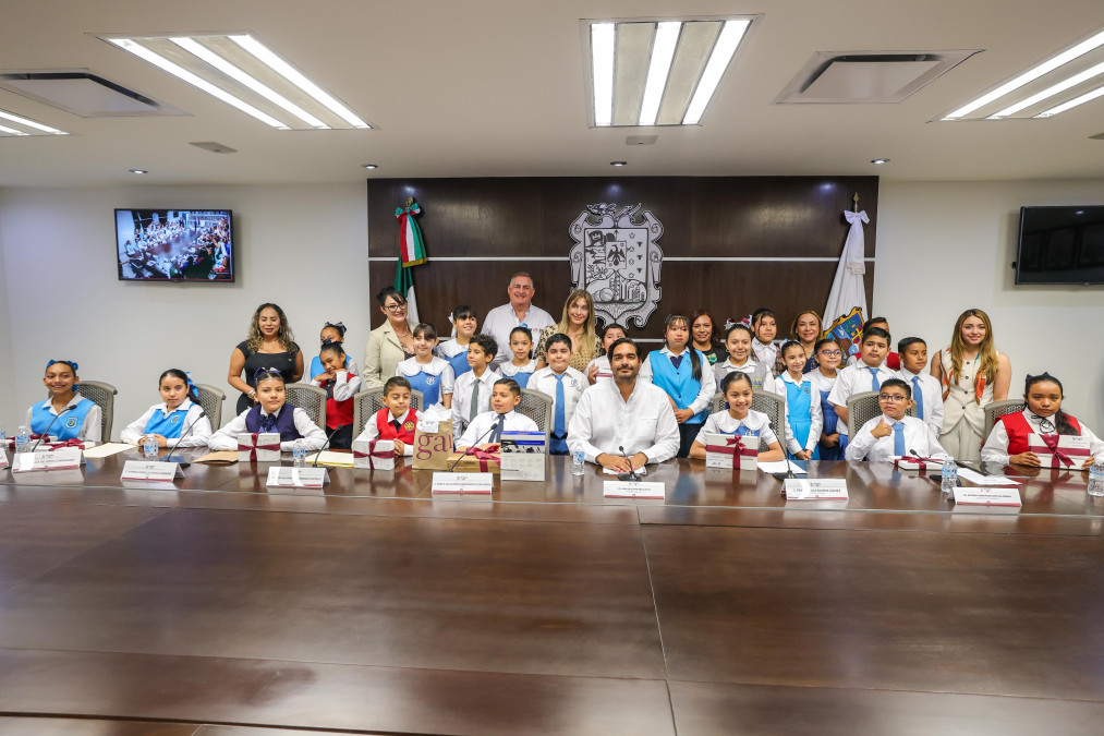 Sesionó Cabildo Infantil de Reynosa 2025 con el Alcalde Carlos Peña Ortiz 