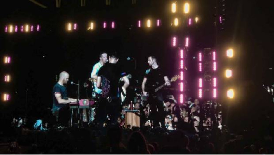 Coldplay compone tema en honor a víctimas de Harvey