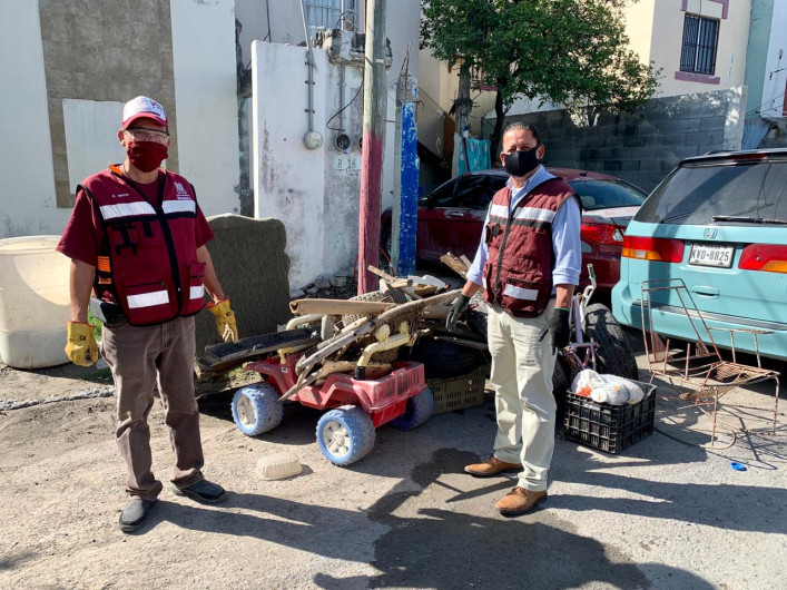 Avanza Municipio en eliminación de criaderos del mosco transmisor del dengue