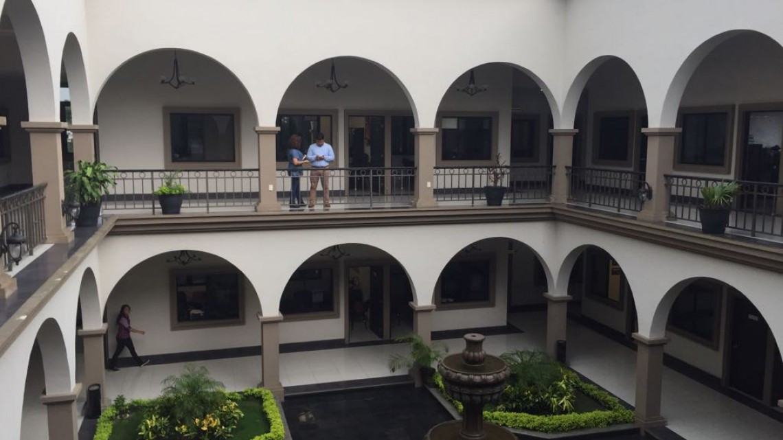 Dan seguro de vida a personal en direcciones de riesgo