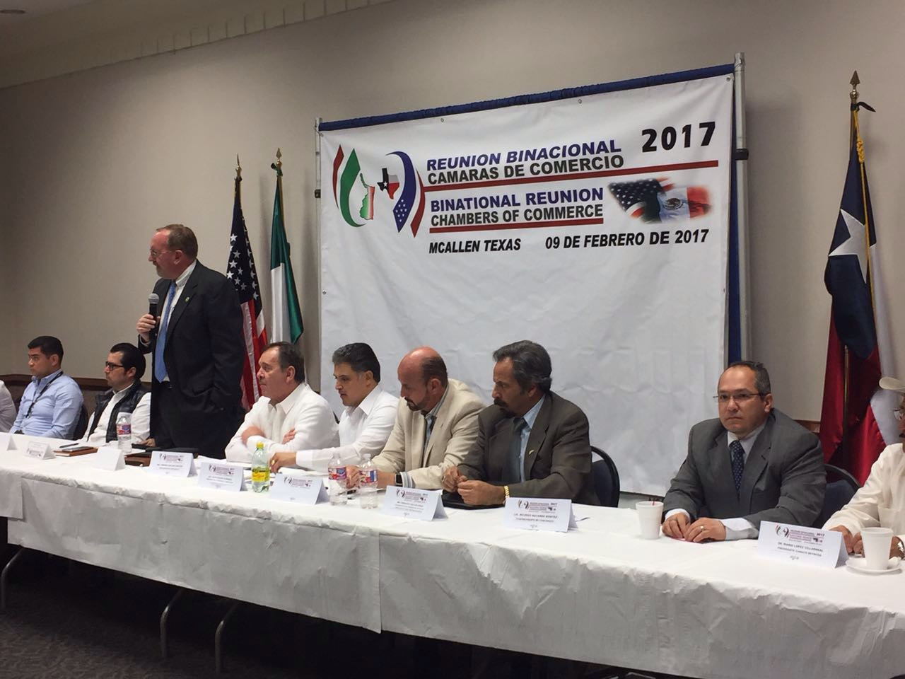 Gobierno estatal y ayuntamiento fomentan relaciones comerciales binacionales
