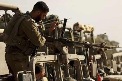 Israel acepta acuerdo con Hamás para liberar rehenes y tregua