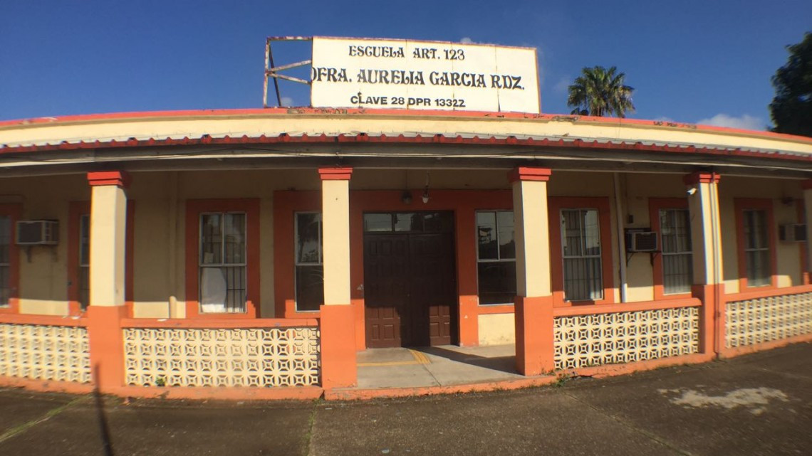 Realizan simulacro de emergencia en escuela pegada a refinería