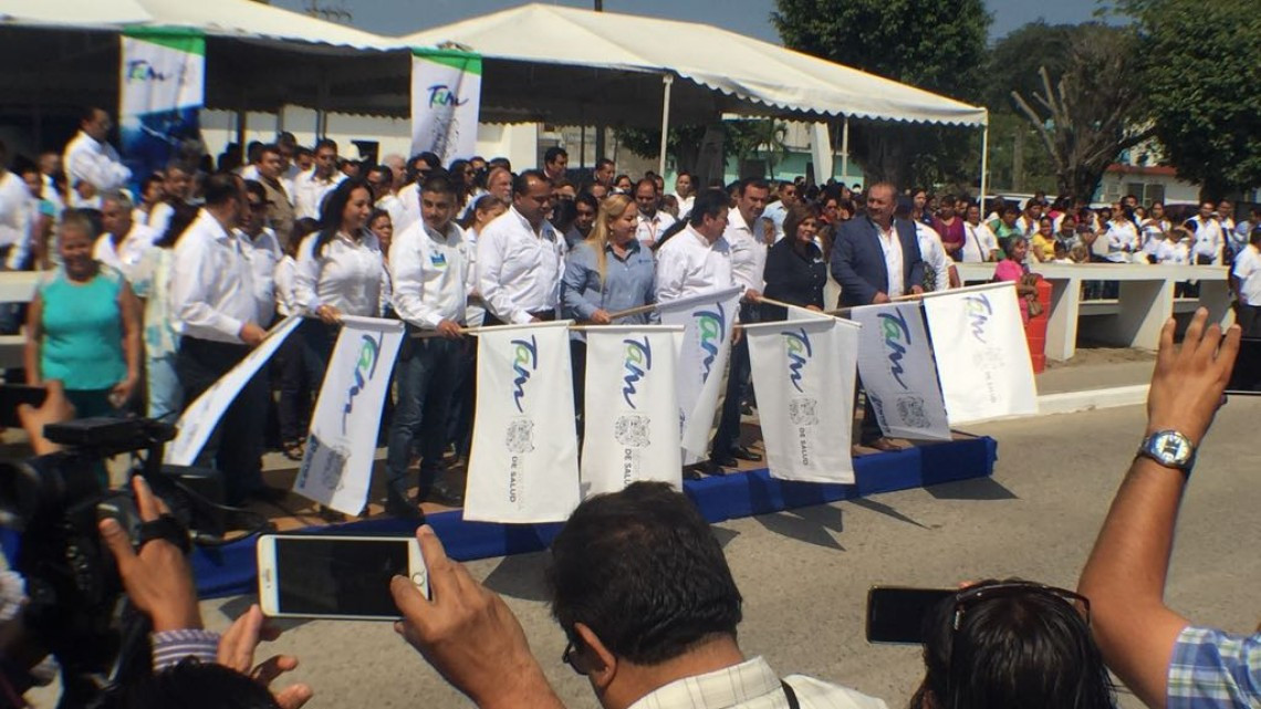 Sector salud busca mejorar la atención de servicios 