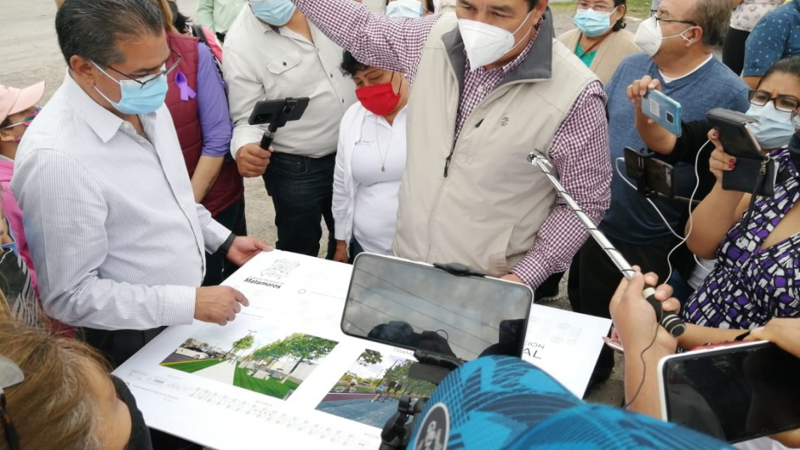 Supervisan autoridades avance de obra en parque lineal "Cantinflas" 